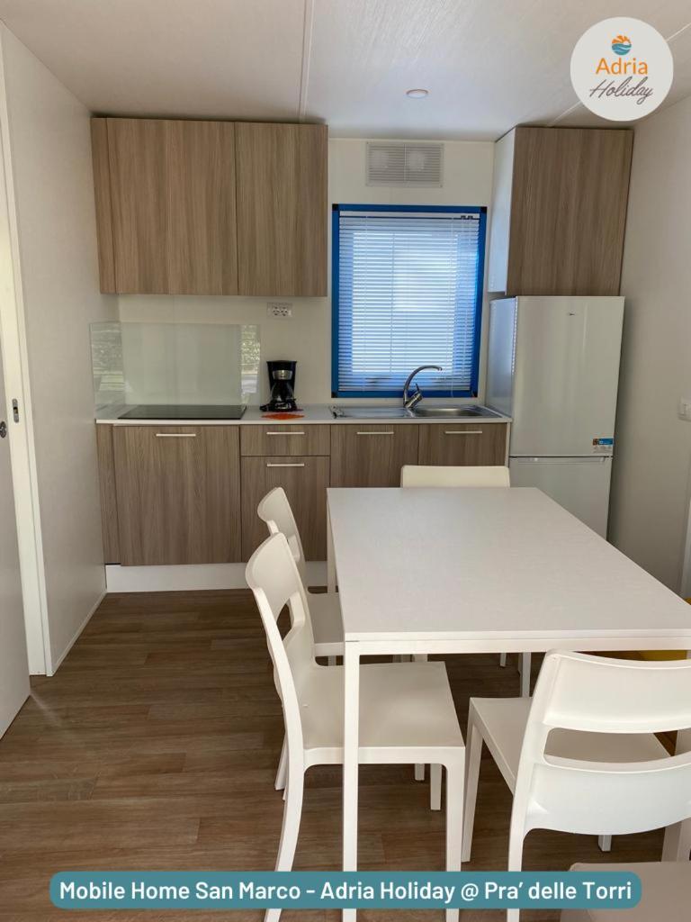 Pra' Delle Torri - Adria Holiday Mobile Homes Каорле Екстер'єр фото